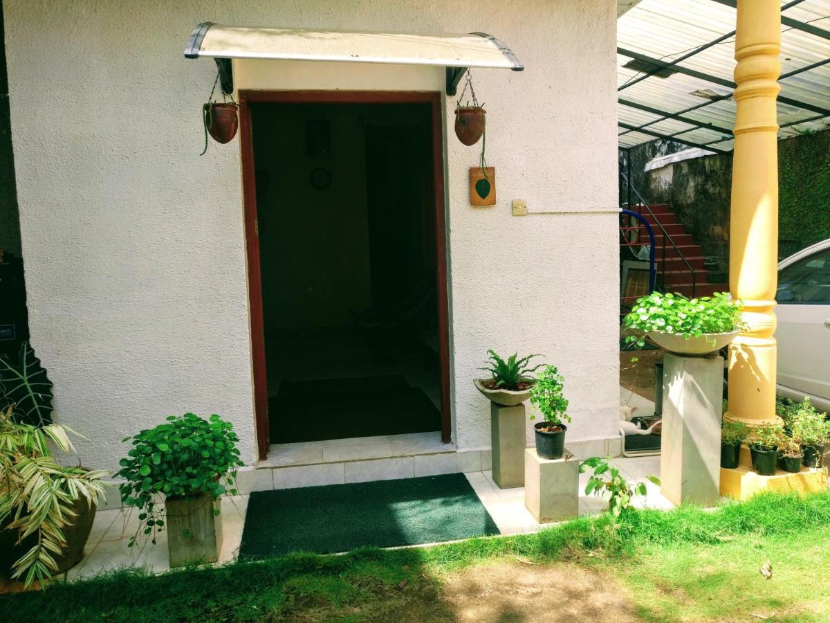 Villa Two Residence Dehiwala-Mount Lavinia ภายนอก รูปภาพ